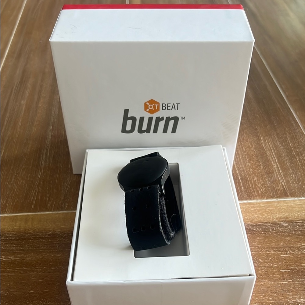 Black Burn Beat Fitness Tracker